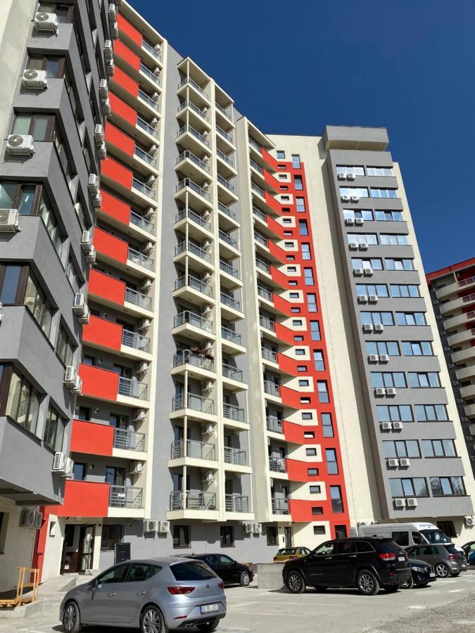 Renting Solutions Iulius Mall Jászvásár Kültér fotó