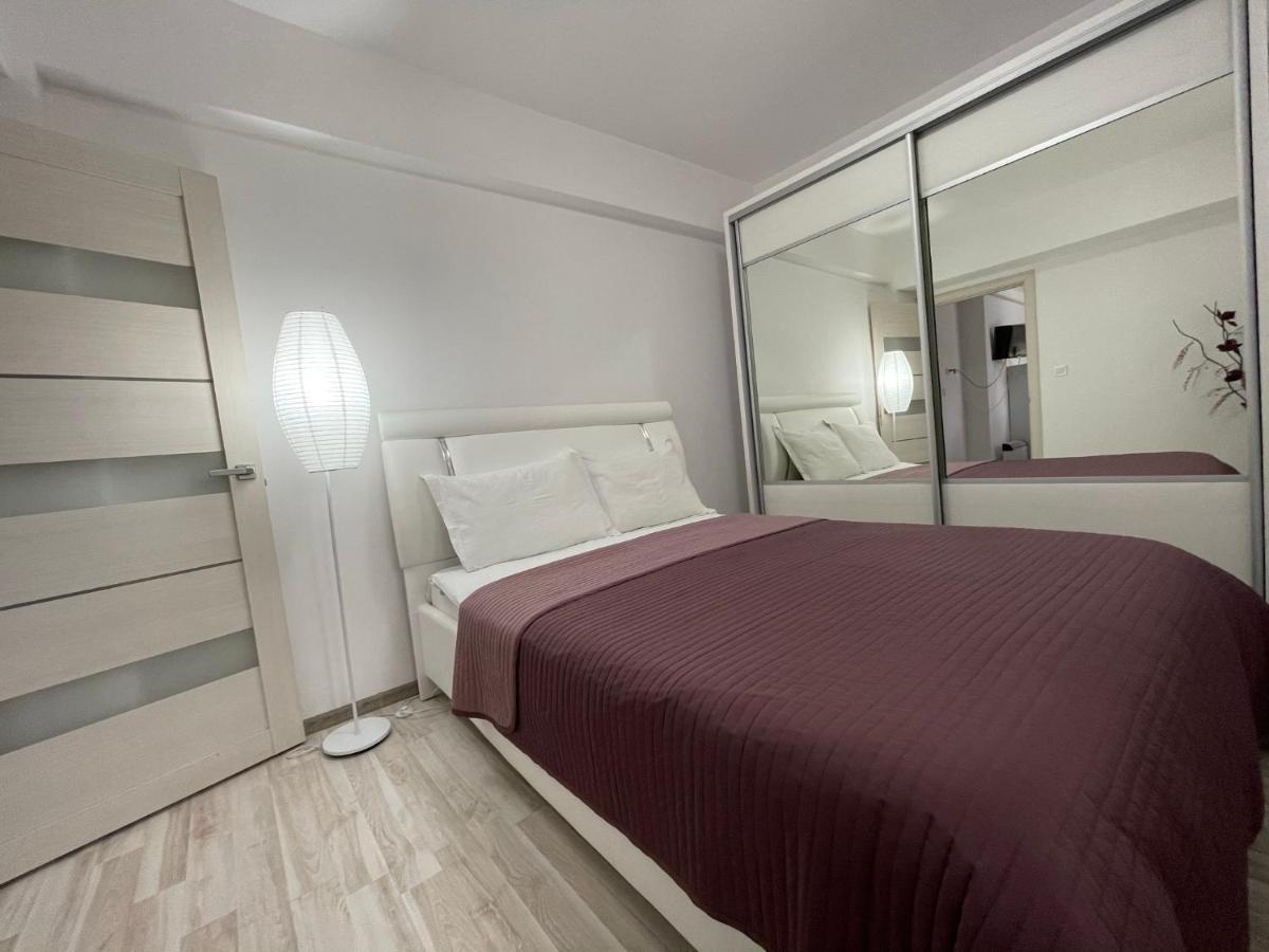 Renting Solutions Iulius Mall Jászvásár Kültér fotó