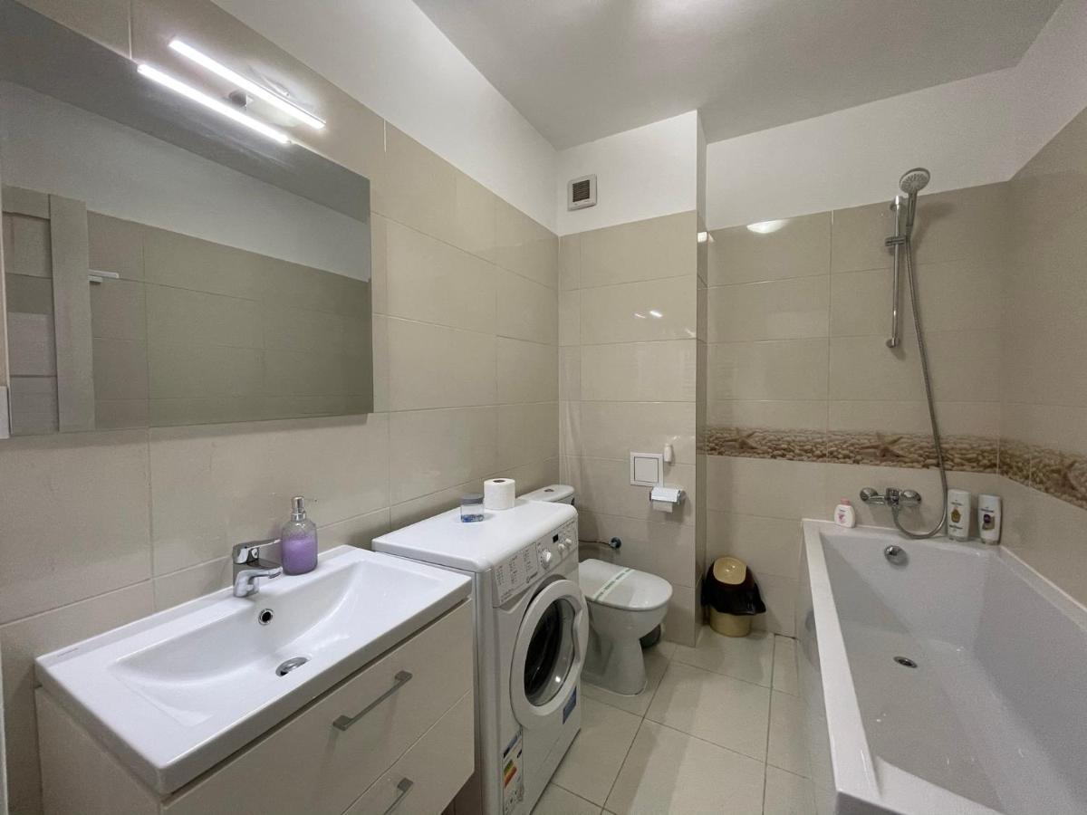 Renting Solutions Iulius Mall Jászvásár Kültér fotó